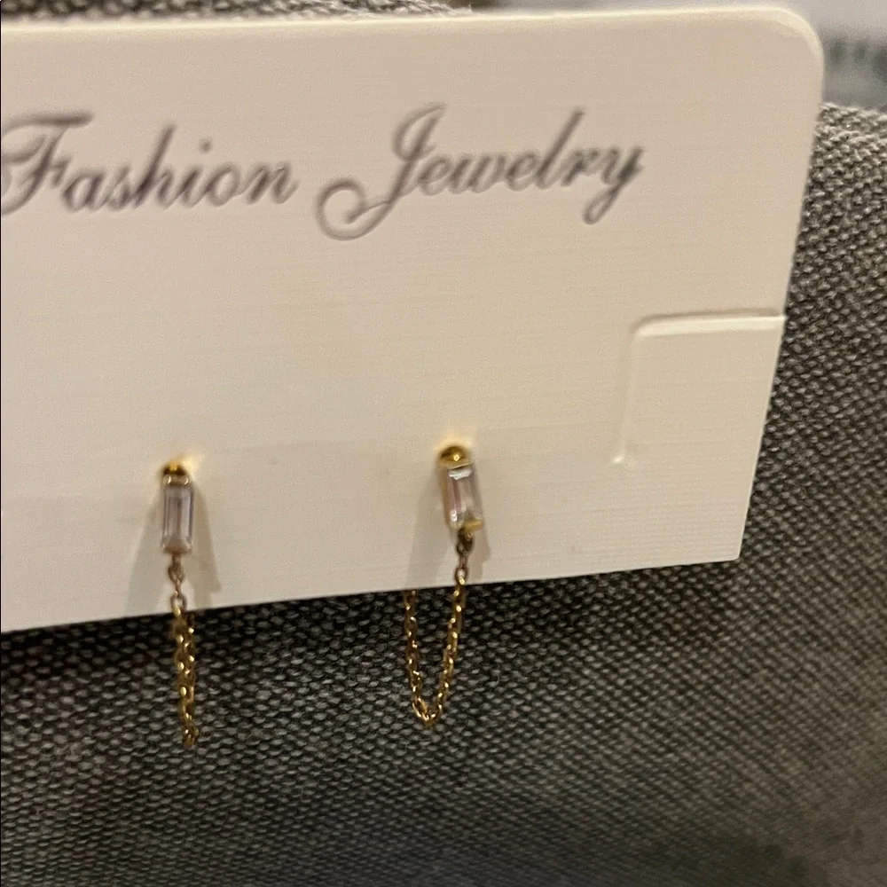Crystal Chain Huggie Earrings - Picture 5 of 6
